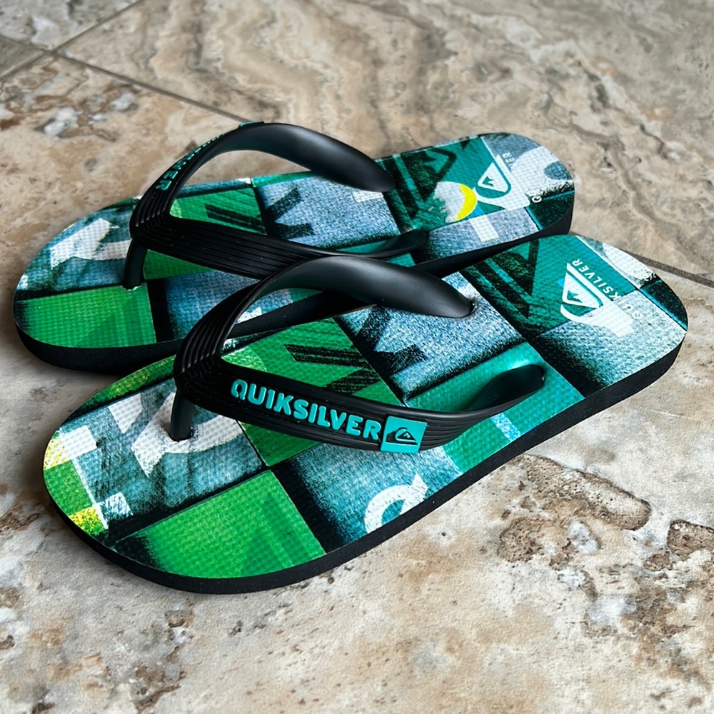 Quicksilver flipflops